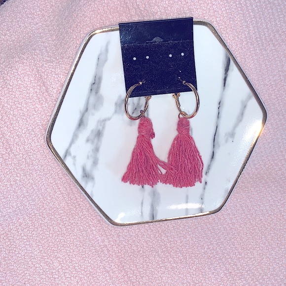 New Trendy BOHO STYLE Pink Tassels On Rose Gold Hoops,Easy Clip-Closure Earrings - Picture 6 of 16